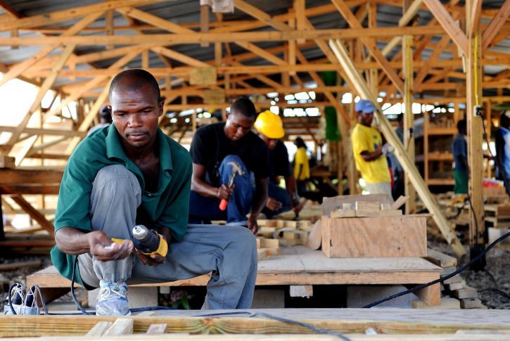 Free picture: preparing, shelter, materials, workers, prepare ... Free picture: preparing, shelter, materials, workers, prepare ...